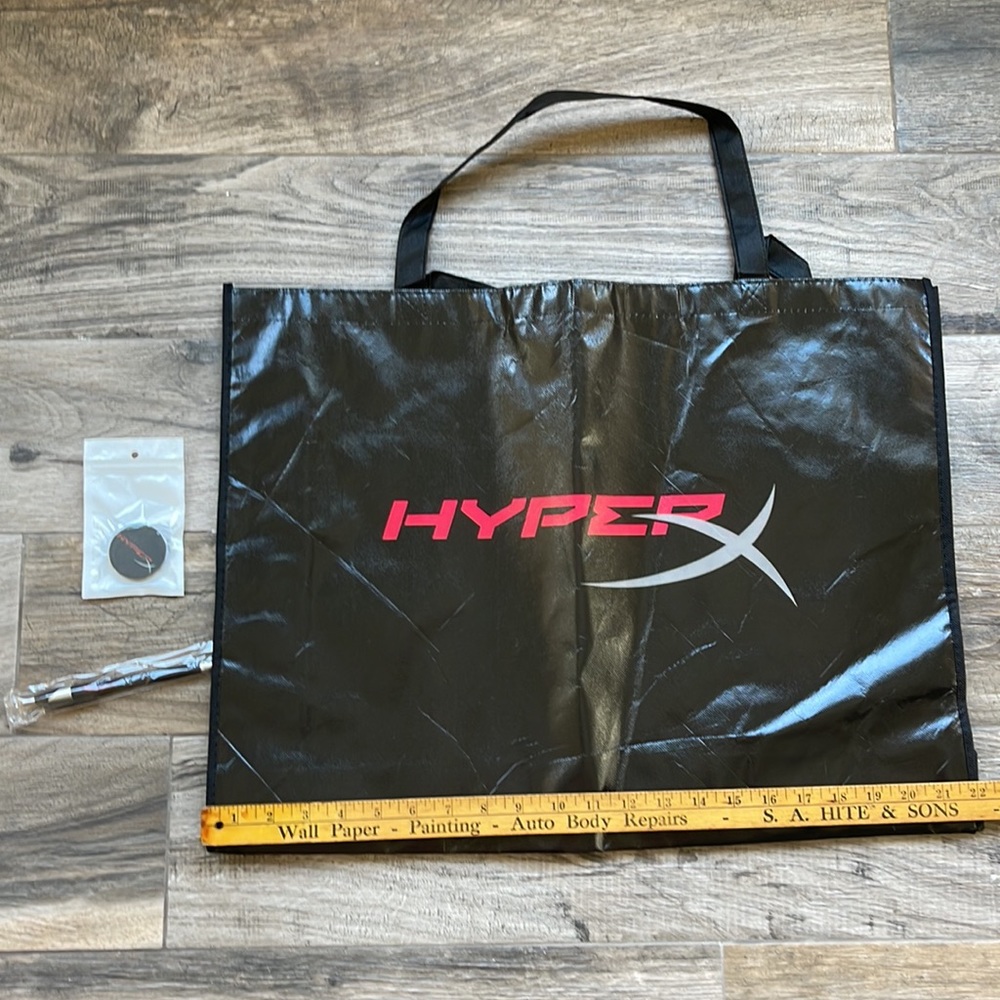 Hyper X Gaming Reusable Bag. Pen, Pop Socket - image 5
